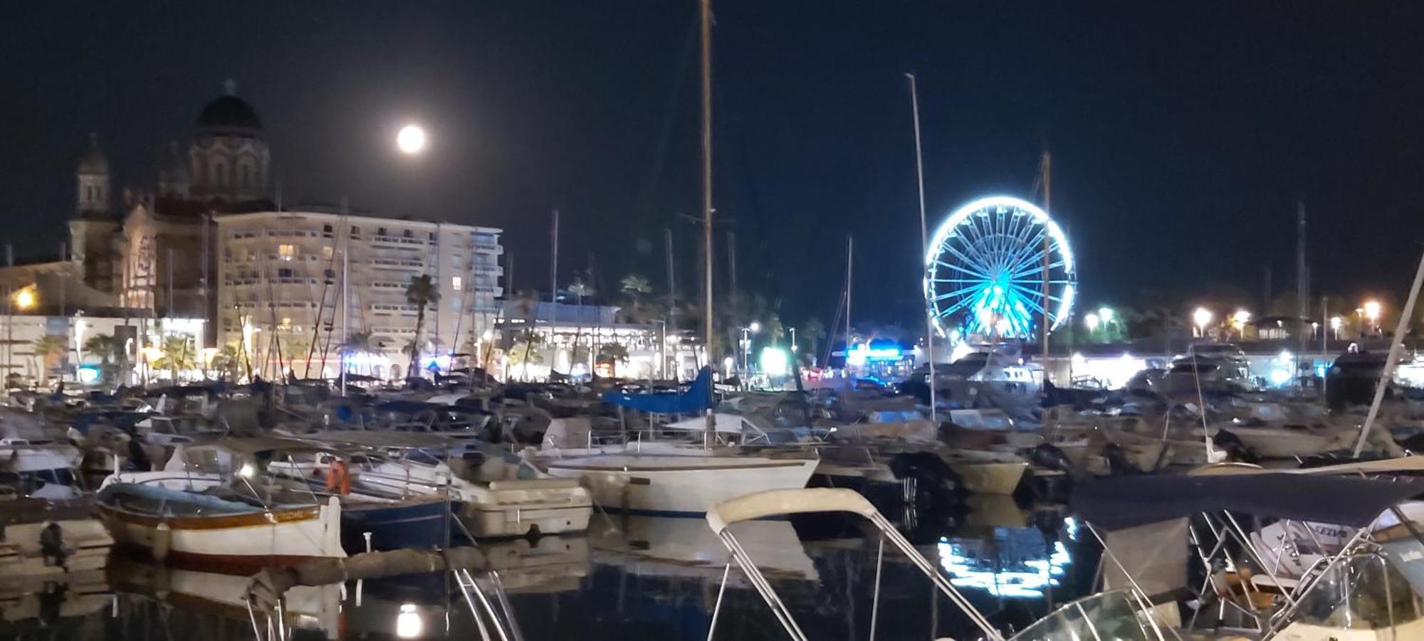 Sublime Vue Mer,Parking,Wifi Frejus Exterior photo